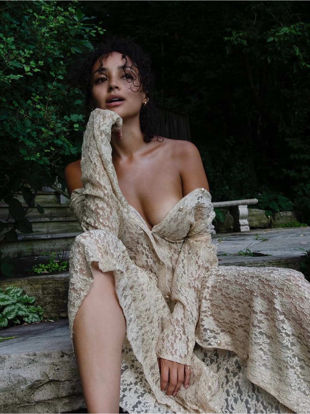 Vintage Cream Lace Off-Shoulder Robe/Dress